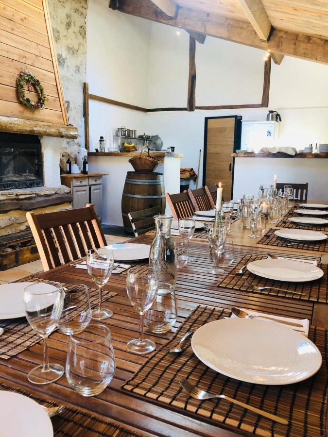Malia - Chambres D'Hotes & Gite Barret-de-Lioure Eksteriør bilde